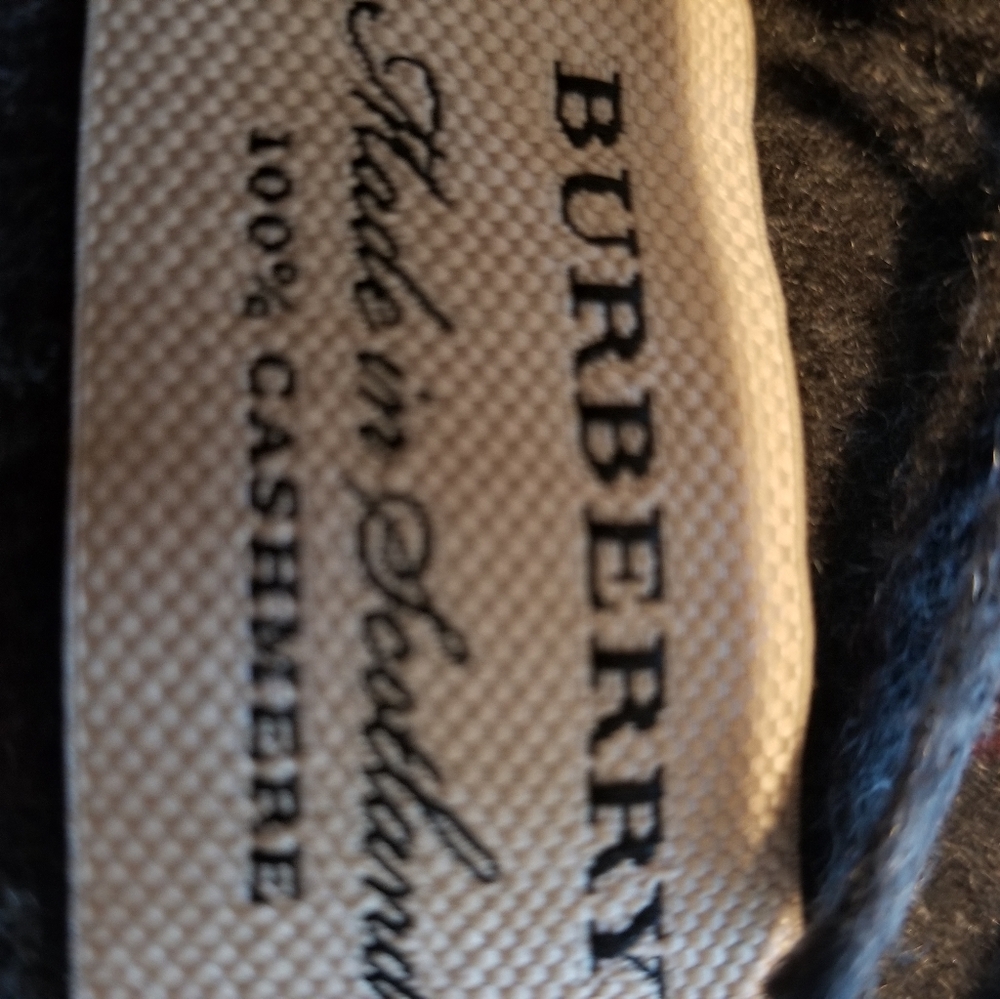 AUTHENTIC Burberry Scarf